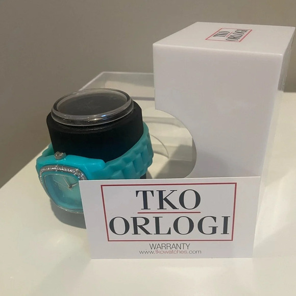 TKO Square Face Watch with Silicone and Rhinestones Aqua Blue EUC - Picture 5 of 10